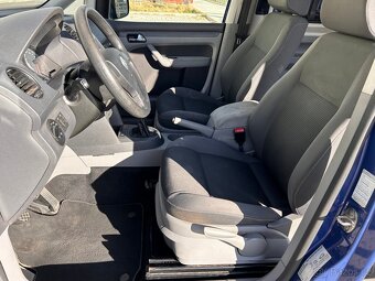 Volkswagen Caddy Maxi 2.0 TDI Life, 7 míst - 9
