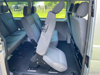 VW Transporter 2.0 tdi 103 kw,8 míst,serviska,1.maj. - 9