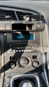 Peugeot 3008, 1.6 HDi 84 kW - 9