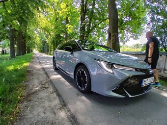 Toyota corolla gr sport - 9