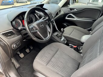 Opel Zafira Tourer 1.4i Turbo Navi Digi Klima Tempomat 7Míst - 9