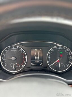skoda octavia 2.0 tdi - 9