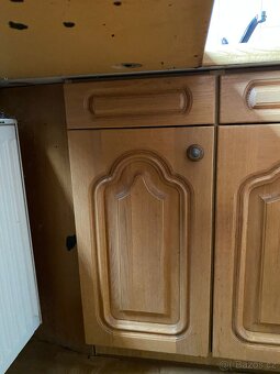 Hnědá kuchyňská linka z Německa se spotřebiči - 9