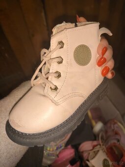 Mix oblečení, boty, bundy, šaty, kostýmy, vanička, dudlík, - 9