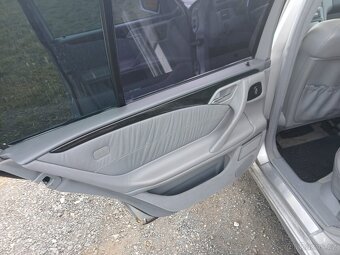 Mercedes E W 210, 320 cdi - 9