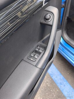 Škoda Octavia III combi - 9