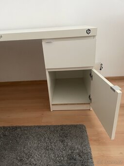 Sada stolů - 9