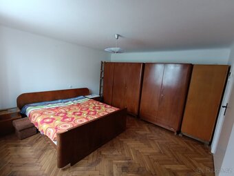 Prodej rodinného domu se stavební parcelou ve Veliši - 9