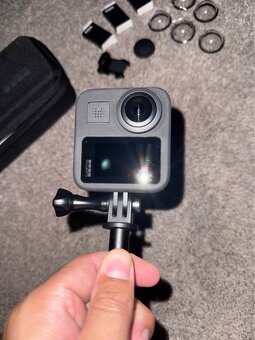 GoPro 360 - 9