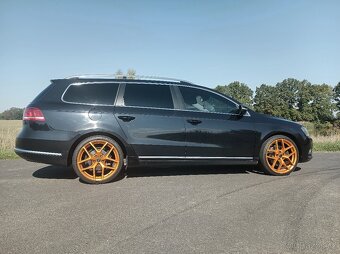 VW Passat B7 Combi 2.0 TDI 103 kW Highline - 9