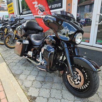Harley-Davidson FLHTCU Electra Glide Ultra Classic - 9