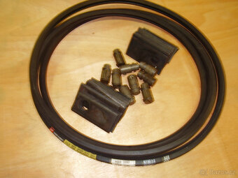 Tříbubnová čelní rotační sekačka 1800F - 9