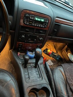 Jeep grand cherokee 4,7 LPG bouraný - 9