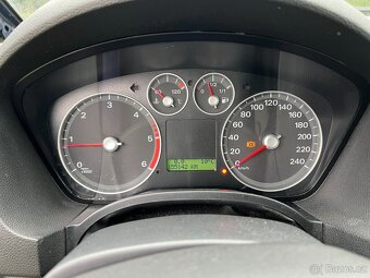ND 1,6TDCi Focus C-max 2003-2010 červená a modrá - 9