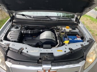 Chevrolet CAPTIVA 4x4 7.místné - 9
