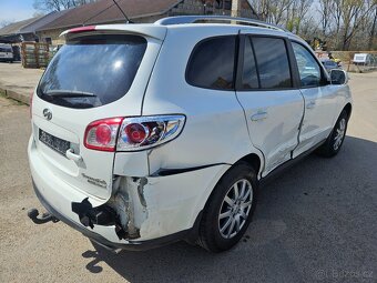 Hyundai Santa Fe 2.2 CRDI 145kw AWD automat 2010 - 9