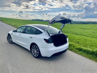 Tesla 3 Highland 2024, pronájem i prodej - 9