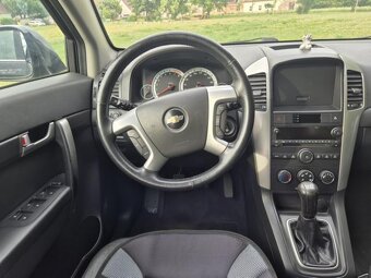 Prodám Chevrolet Captiva 2.4lci - KLIMATIZACE - 9