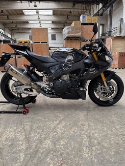Aprilia Tuono V4 Factory - 9