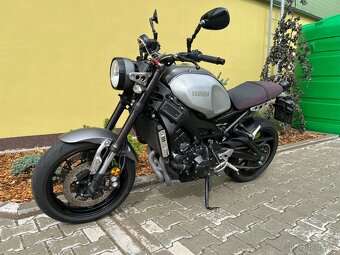 Yamaha XSR 900 - 9