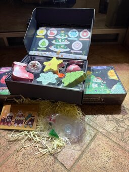 VÁNOČNÍ DÁRKOVÁ SADA KOUPELOVÝCH BOMB 2+1 GRATIS - 9