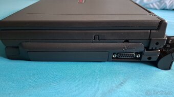 Retro notebook Compaq Armada 4220T - 9