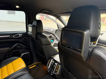 Porsche Cayenne 4.8 V8 - 9