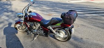 Honda VTX 1800 F - 9