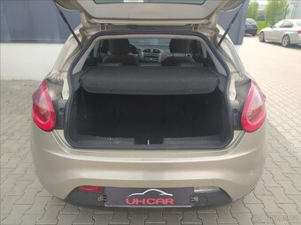 Fiat Bravo 1,4 16V 90k Dynamic (2008) - 9