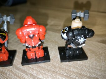 Warhammer 40K Space Marines minifigurky - 9