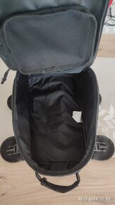 Prodám přilbu, rukavice a brašnu na motorku. - 9