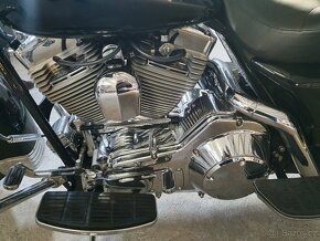 Harley Davidson Electra Glide - 9