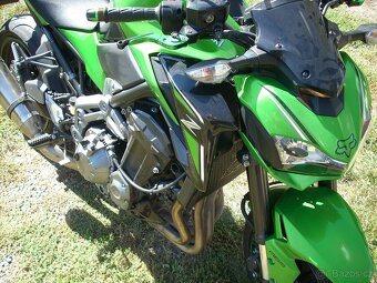 Kawasaki Z900 - 9