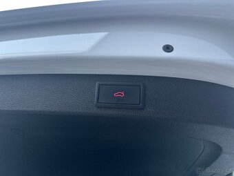 ŠKODA KODIAQ SPORTLINE 4x4 2.0 TDI 110KW TAŽNÉ cockpit m2023 - 9