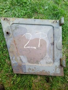 Gaz 69A  štábák (komanďor)  rám okna, rám  dveří, dveře - 9