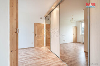 Prodej rodinného domu, 240 m², Nenačovice - 9