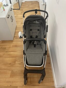 Thule Sleek - 9