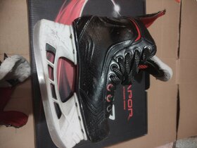 Brusle Bauer Vapor X600 vel.35,5 D - 9