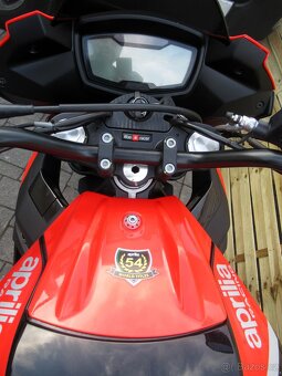 Aprilia Tuono 125 ABS - 9