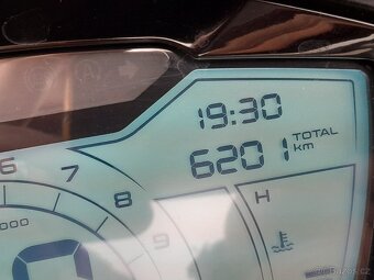 Piaggio Beverly 300 HPE, 2023, TOP stav, 6000km - 9