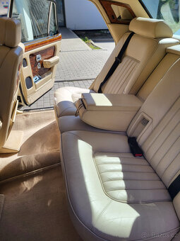 Rolls-Royce - 9