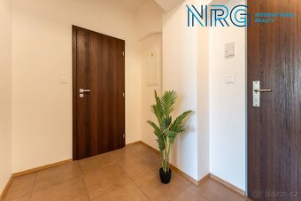Pronájem bytu 2+KK, 56 m2, Holešovice - 9