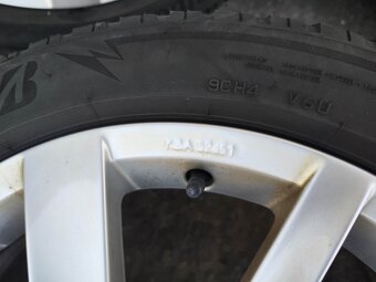 17"zimní alu sada Gavia 5x112 origo Golf 8 Touran Caddy - 9