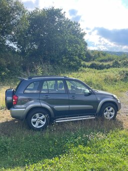 Toyota Rav4, 2.0vvti automat, rok 2006 - 9
