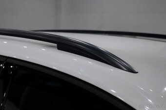 VW Golf 7 Variant 1.4TSI 90kW Comfortline REZERVOVÁNO - 9