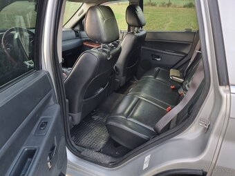 Prodam Jeep Grand Cherokee WH 3.0 crd Overland - 9