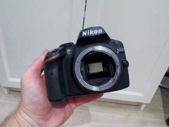 Nikon D3200 + Objektiv AF-S 18-105 mm f/3,5-5,6G - 9