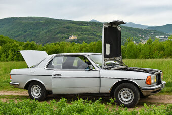 Mercedes-Benz W123 Coupe 230CE - 9