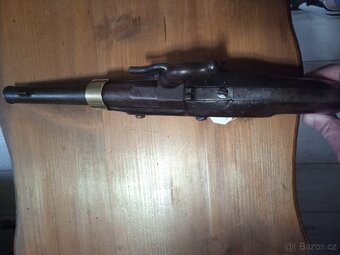 Vojenská pruská pistole - 9