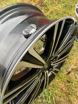 ORIGINAL ALU KOLA HYUNDAI i40 18" - 9